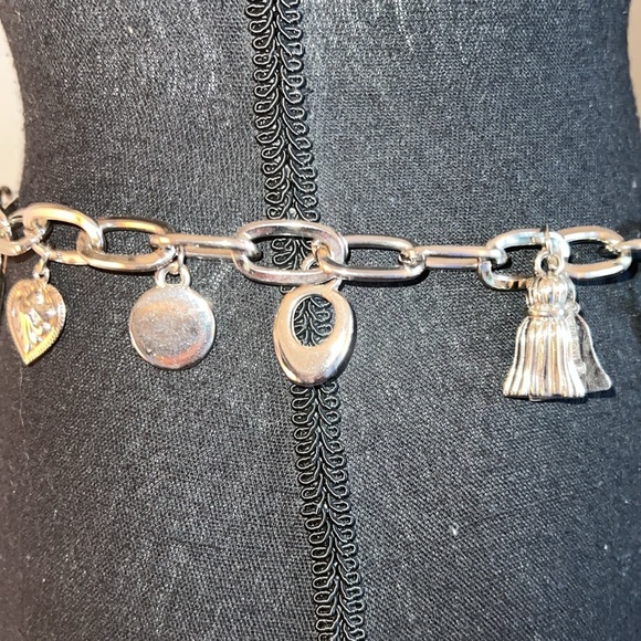 ESCADA Women’s RARE Vintage Silver Charm Chain Link Belt Stamped E Made in Spain - Picture 9 of 16